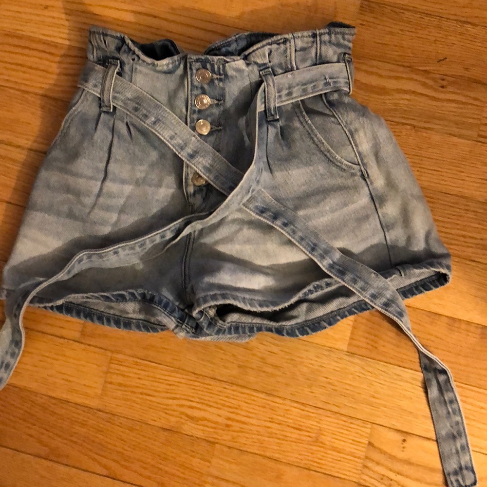 Mom Jean shorts